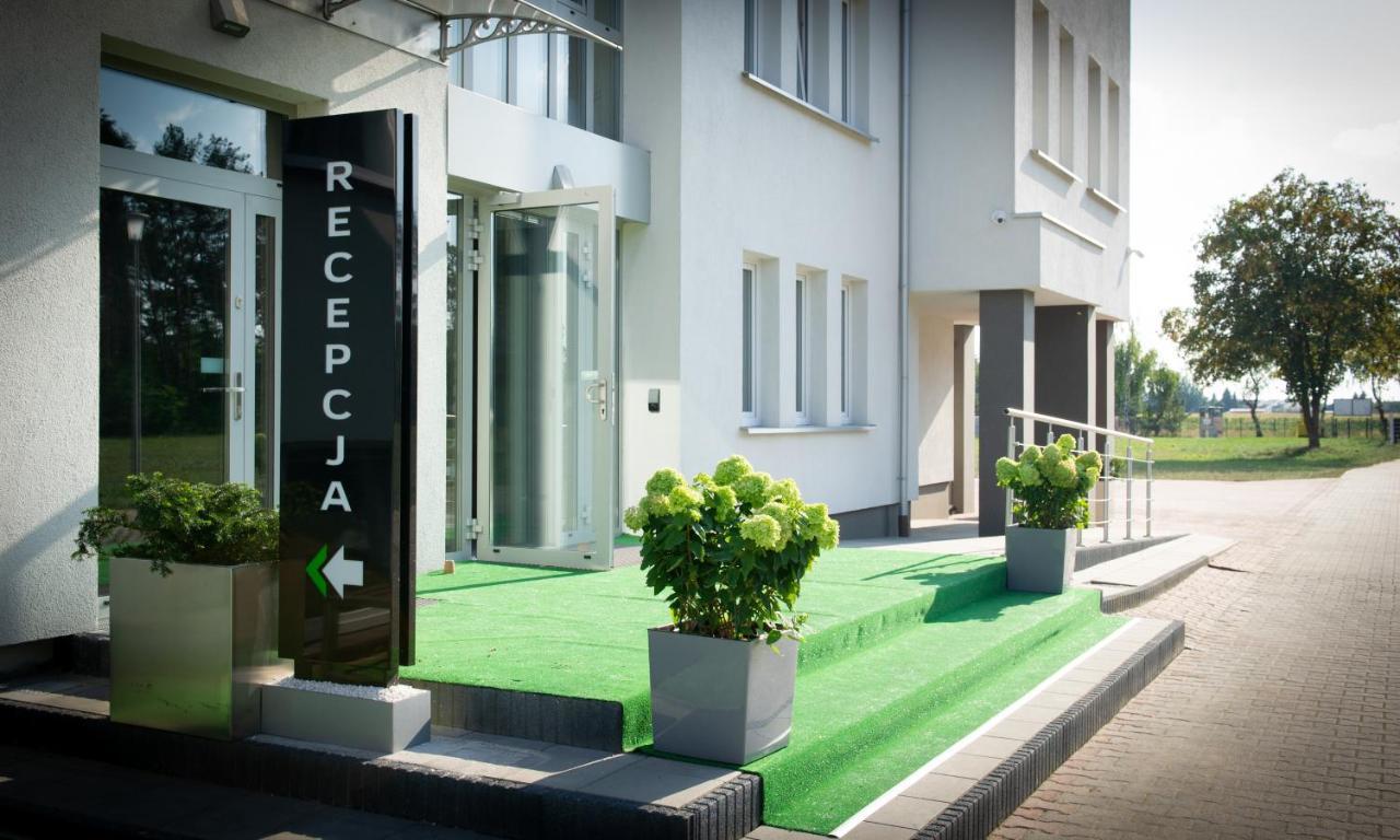 Poznan West Hotel - Airport Exterior photo